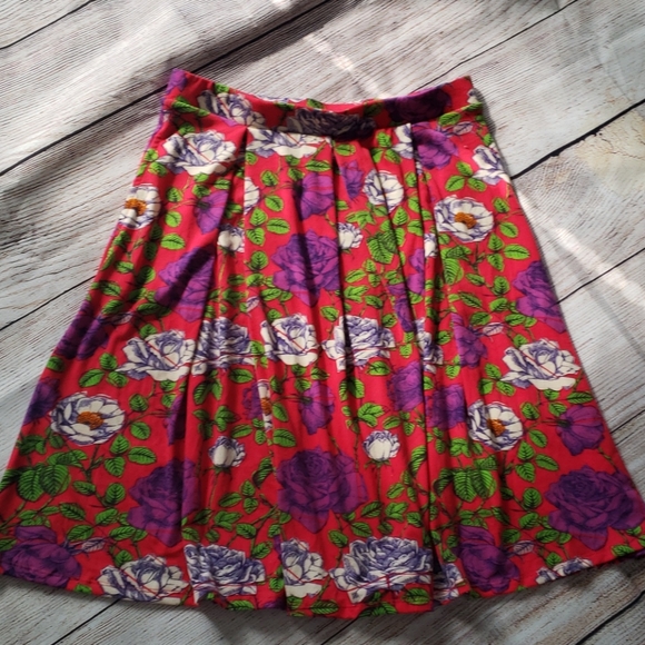 LuLaRoe Dresses & Skirts - 5 for 25! Lularoe Madson skirt pockets floral!